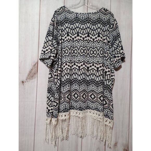 Catherines Shirt‎ Ladies 3x Petite Black Tan Fringe - Picture 2 of 6